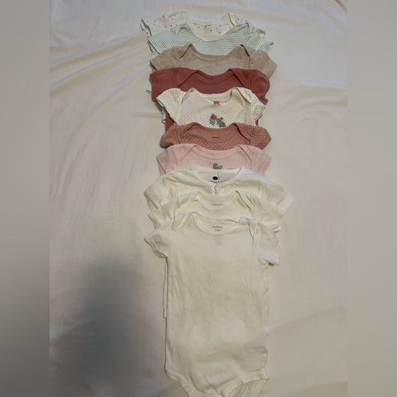 SOLD-Baby Outfits from Newborn to 24 M - Picture 5 of 10